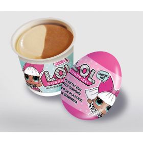 VANILLA-CHOCOLATE ICE CREAM CUP WITH LOL CHOCOLATE EGG