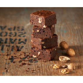 BROWNIE WITH NUTS