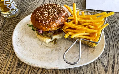 Long Beach Burger Week