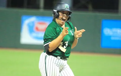 Hawaii Softball Game