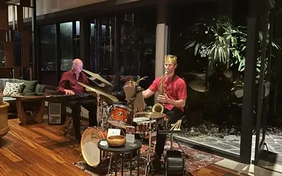 Jazz at Manta-Jesse Snyder & Gary Washburn
