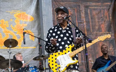 Buddy Guy performing at Clowes Memorial Hall