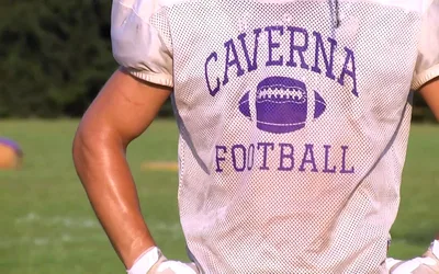 Caverna Colonels Football Game