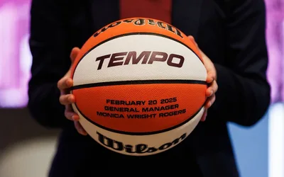 Toronto Tempo debut game