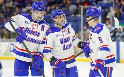 UML vs UMass Hockey Game