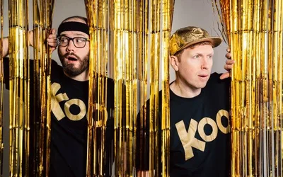 Koo Koo Live Performance