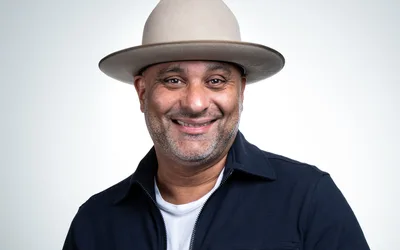 Russell Peters: Relax World Tour