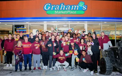 Gophers Men’s Basketball Post-Game Snack Time
