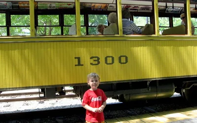 Ride the Como-Harriet Streetcar Line