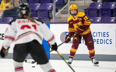 Women’s Hockey: Gophers vs Northeastern
