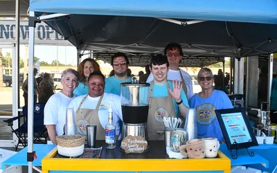 Sunshine Sips Grand Opening