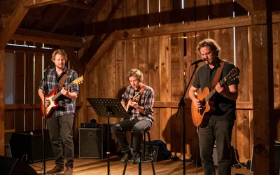 Live from the Word Barn: Darlingside
