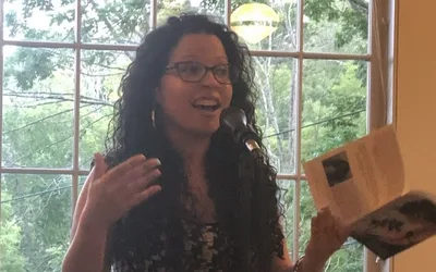 Storytelling in Poetry to Explore Ancestry and Complex Family Dynamics