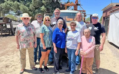 Grumpy Ambassadors, Good