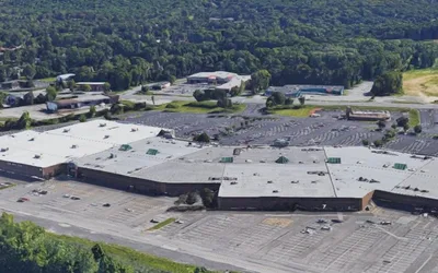 Axe Throwing at Saxon Hall