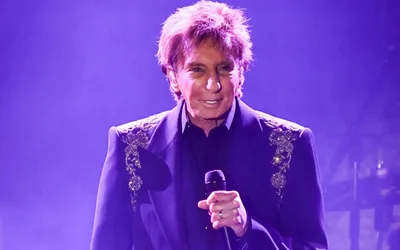 Barry Manilow Rescheduled Tour