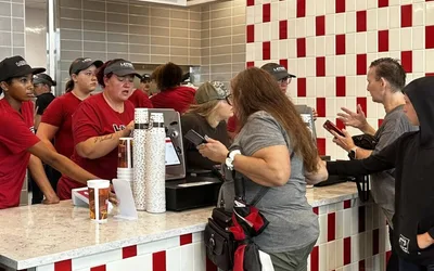 Layne’s Chicken Fingers Grand Opening