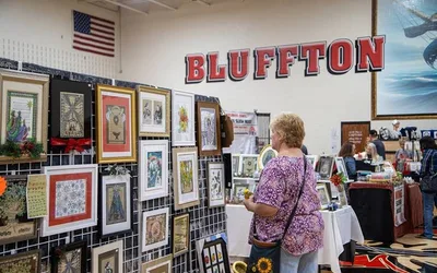 Stacks & Crafts show