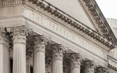 Universal Theme Parks: The Exhibition