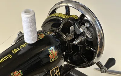 Alter-Mode Monthly Clothing Initiative