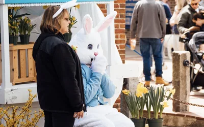 Easter Bunny Visits Shops at Long Wharf