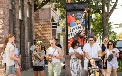 Wags & Wine Open Streets