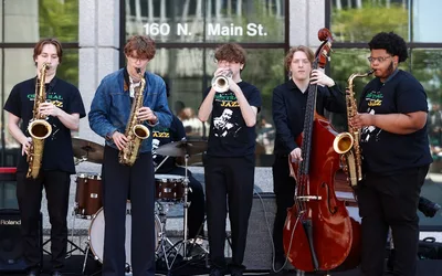 Free jazz concerts return to Ben Hooks Library