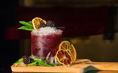 Shake, Stir & Sip Cocktail Class