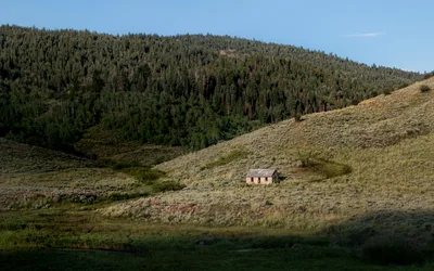 Meet the Ambassadors: Hike on the 910 Ranch