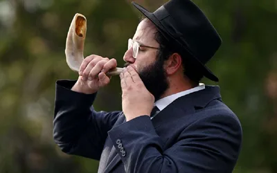 Rosh Hashana Dinner for Students
