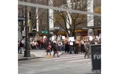 Silent vigil for Alex Pretti