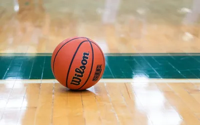 Granny Basketball Game