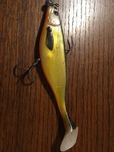 SHAD 15,5 CM