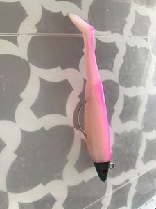 SHAD 13CM MONTÉ ROSE / BLANC