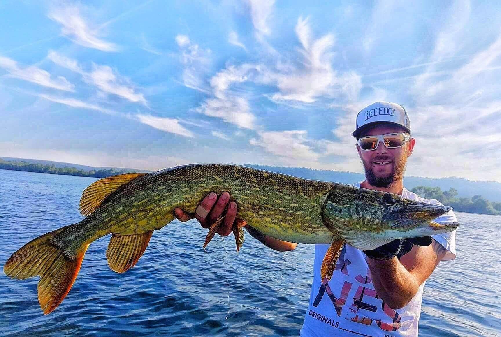 Hakken Fishing