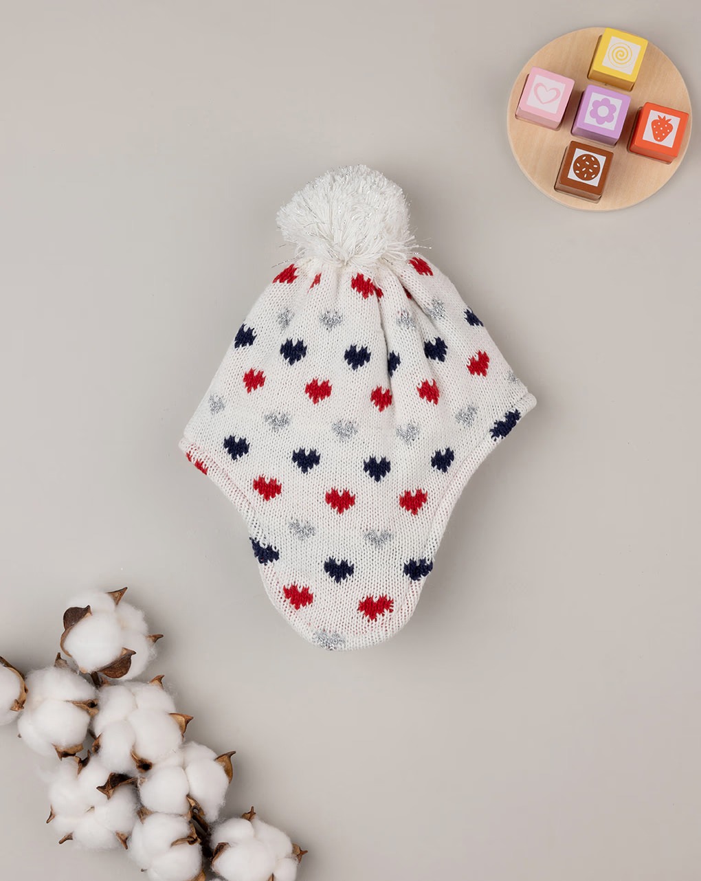 Kapuç I thurur me zemra, Prenatal