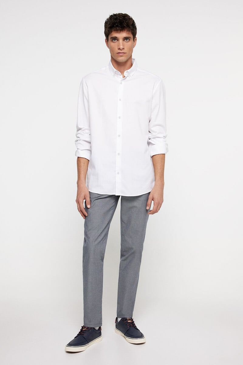 Pantallona chino slim