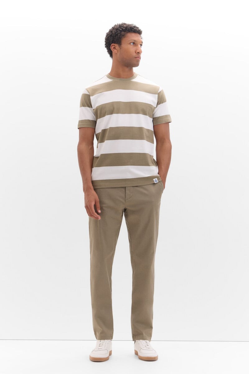 Pantallona chino regular