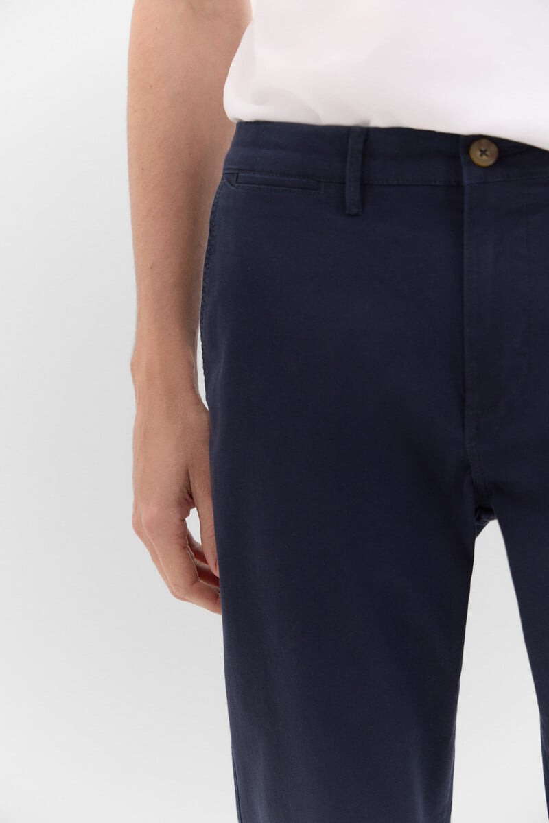 Pantallona chino slim