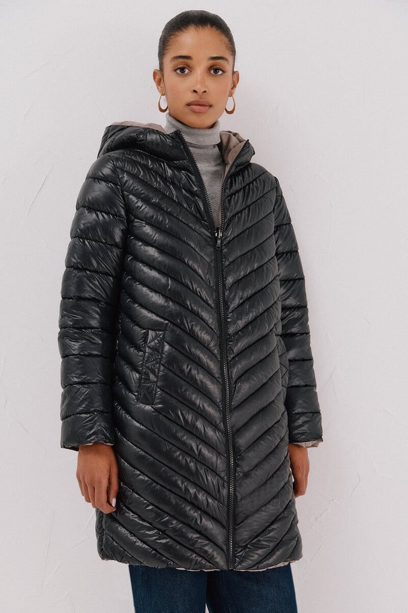 Xhup për femra, Cortefiel