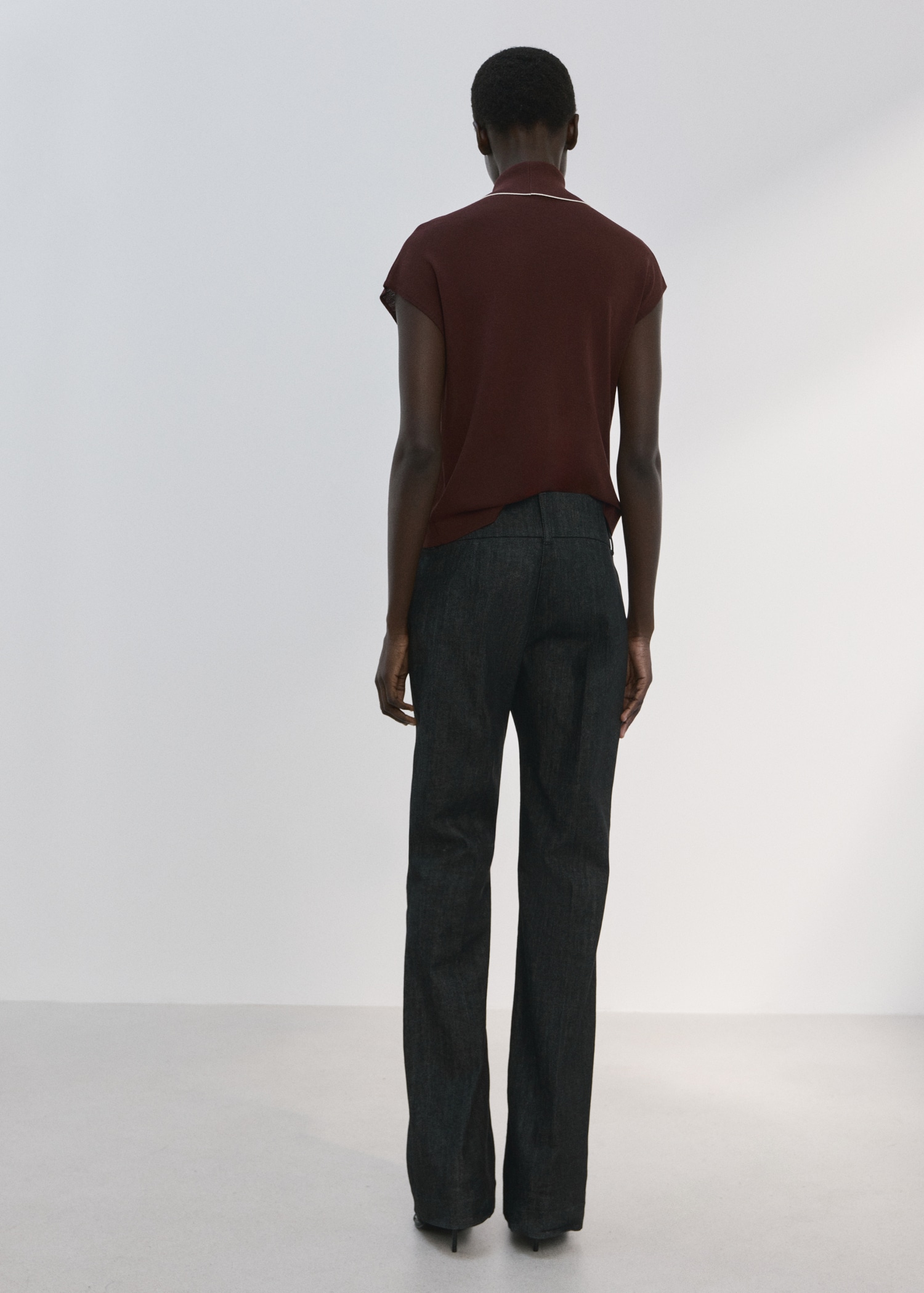 Bluzë me thurje, Mango