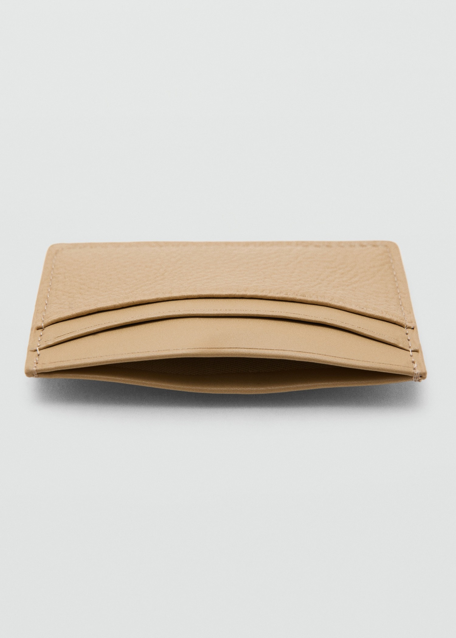 Portofol kartash, Mango