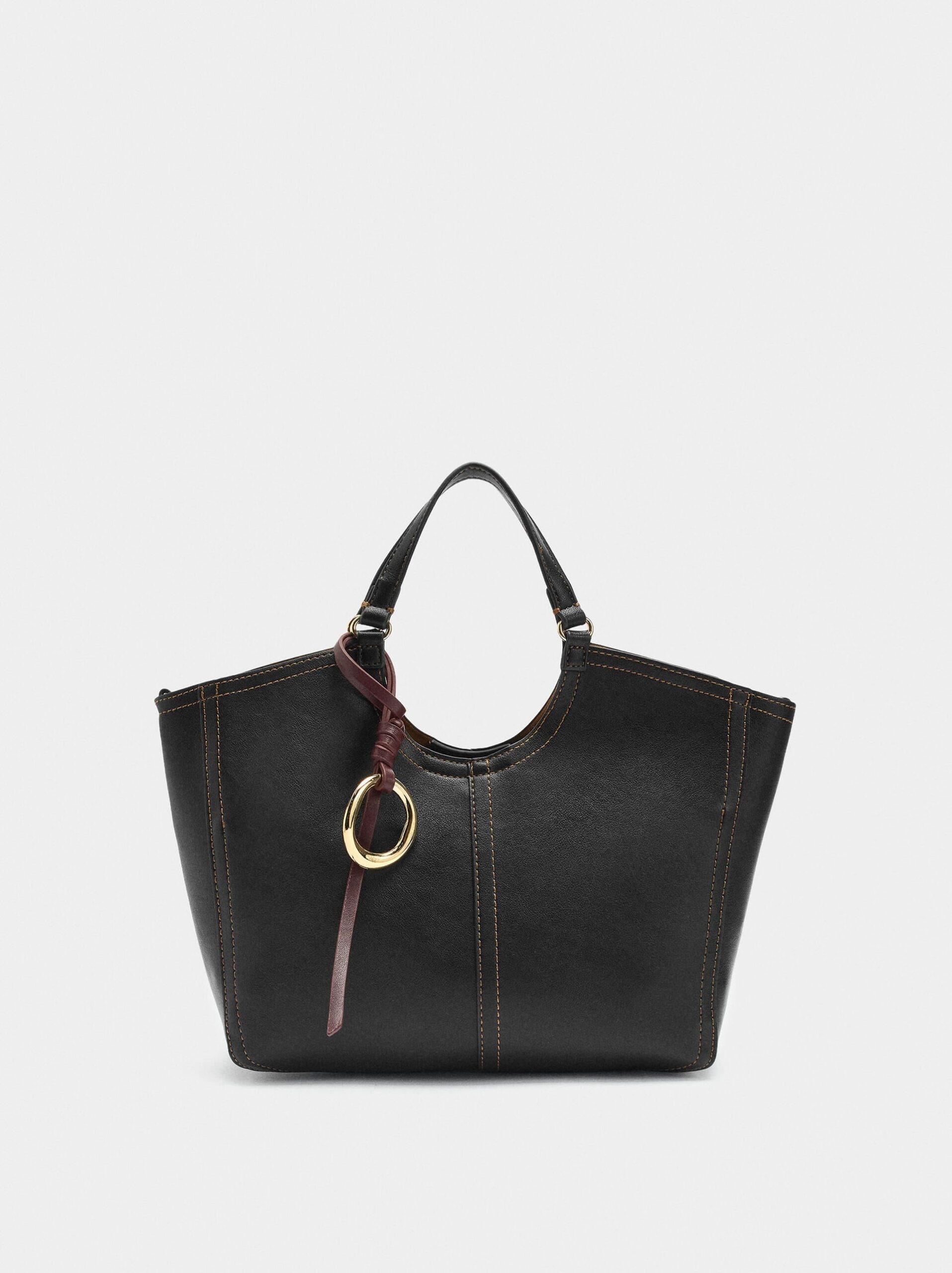 Çantë dore, Parfois