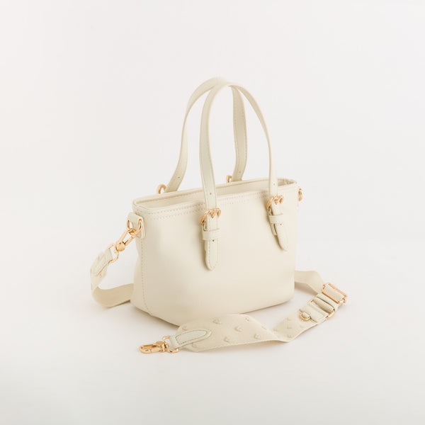 Çantë supi, Carpisa