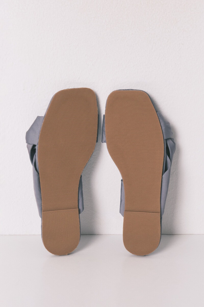 Pantofla saten, Women Secret