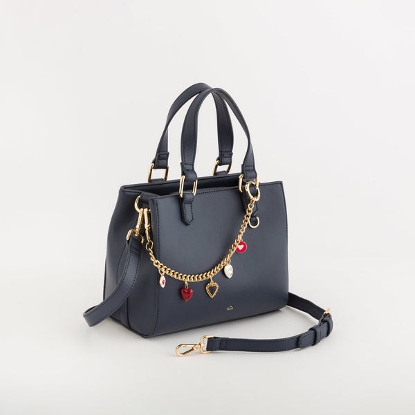 Çantë dore, Carpisa