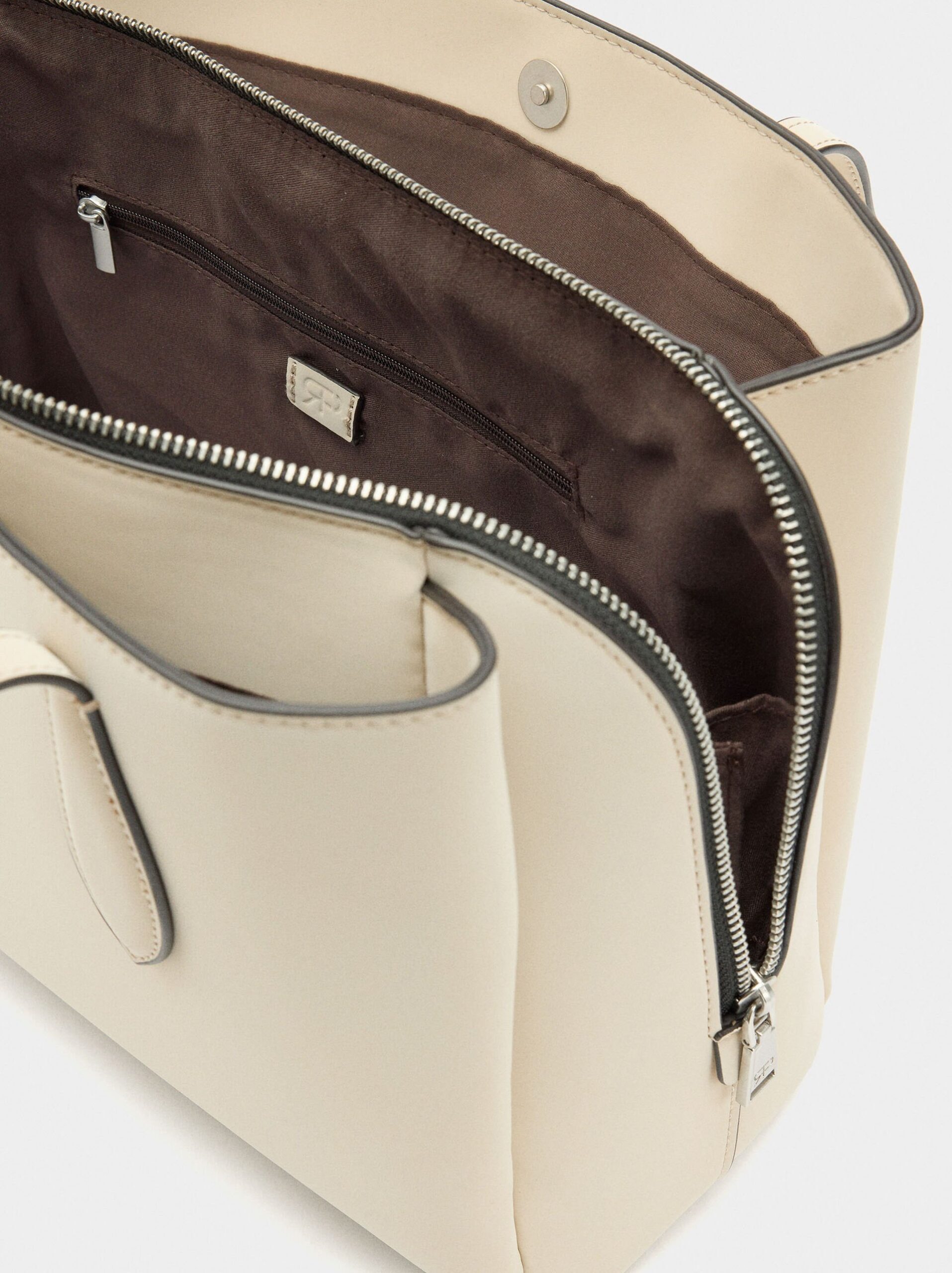 Çantë supi, Parfois