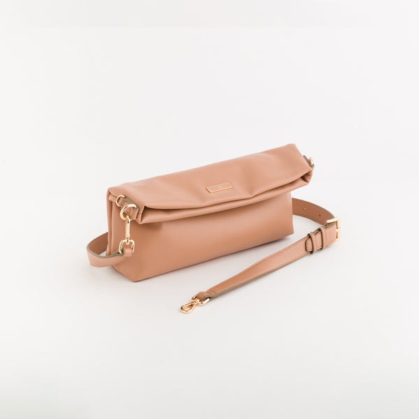 Çantë e vogël, Carpisa