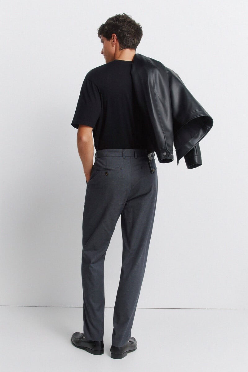 Pantallona të gjata, Springfield