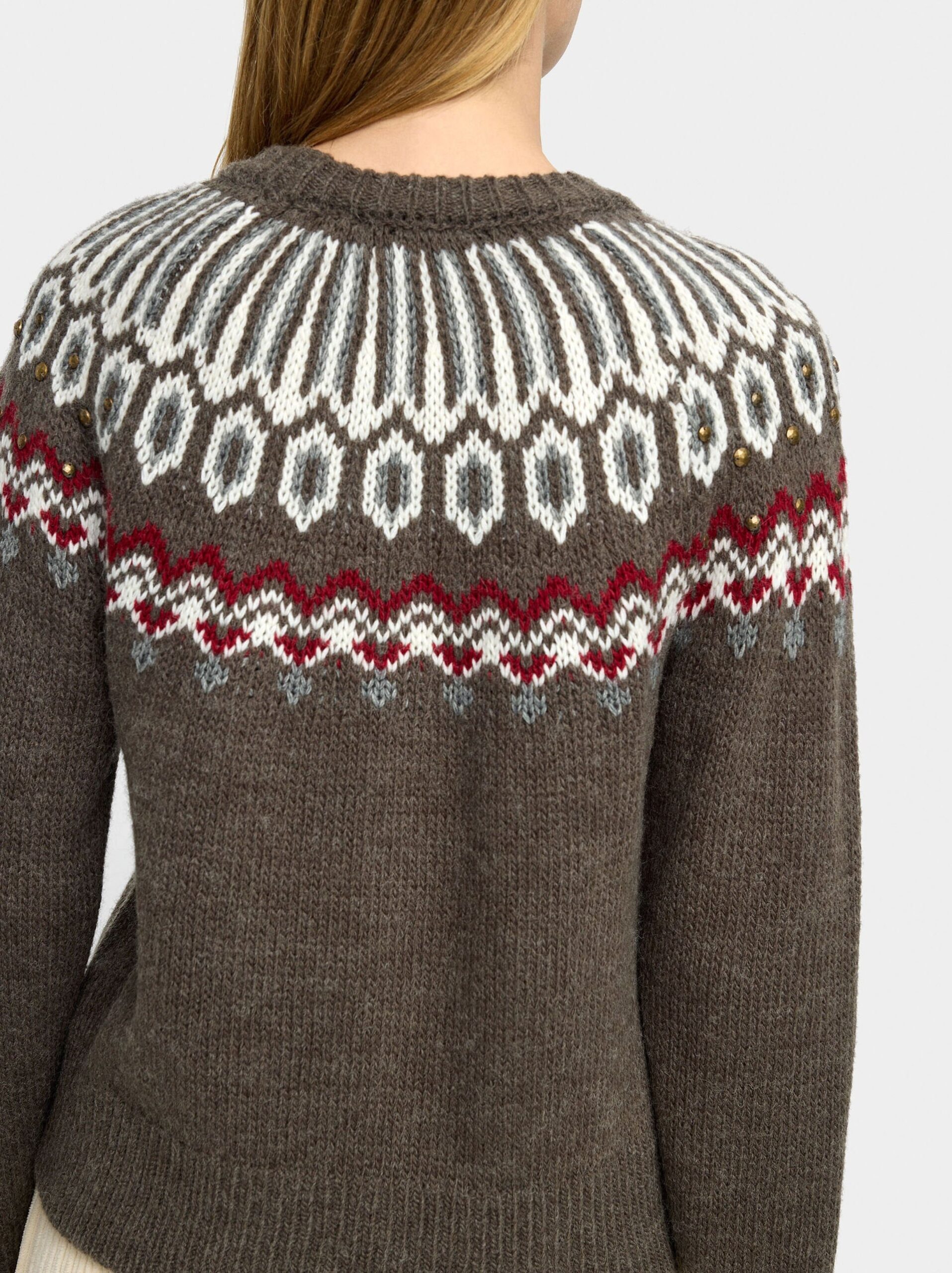 Pulovër me thurje, Parfois